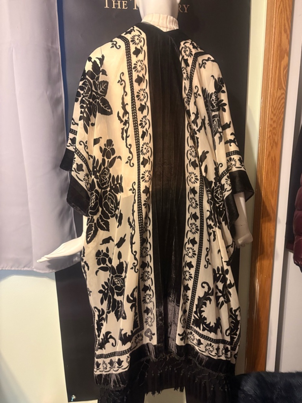 Free People Black & Cream Floral Velvet-Trim Kimono Cape